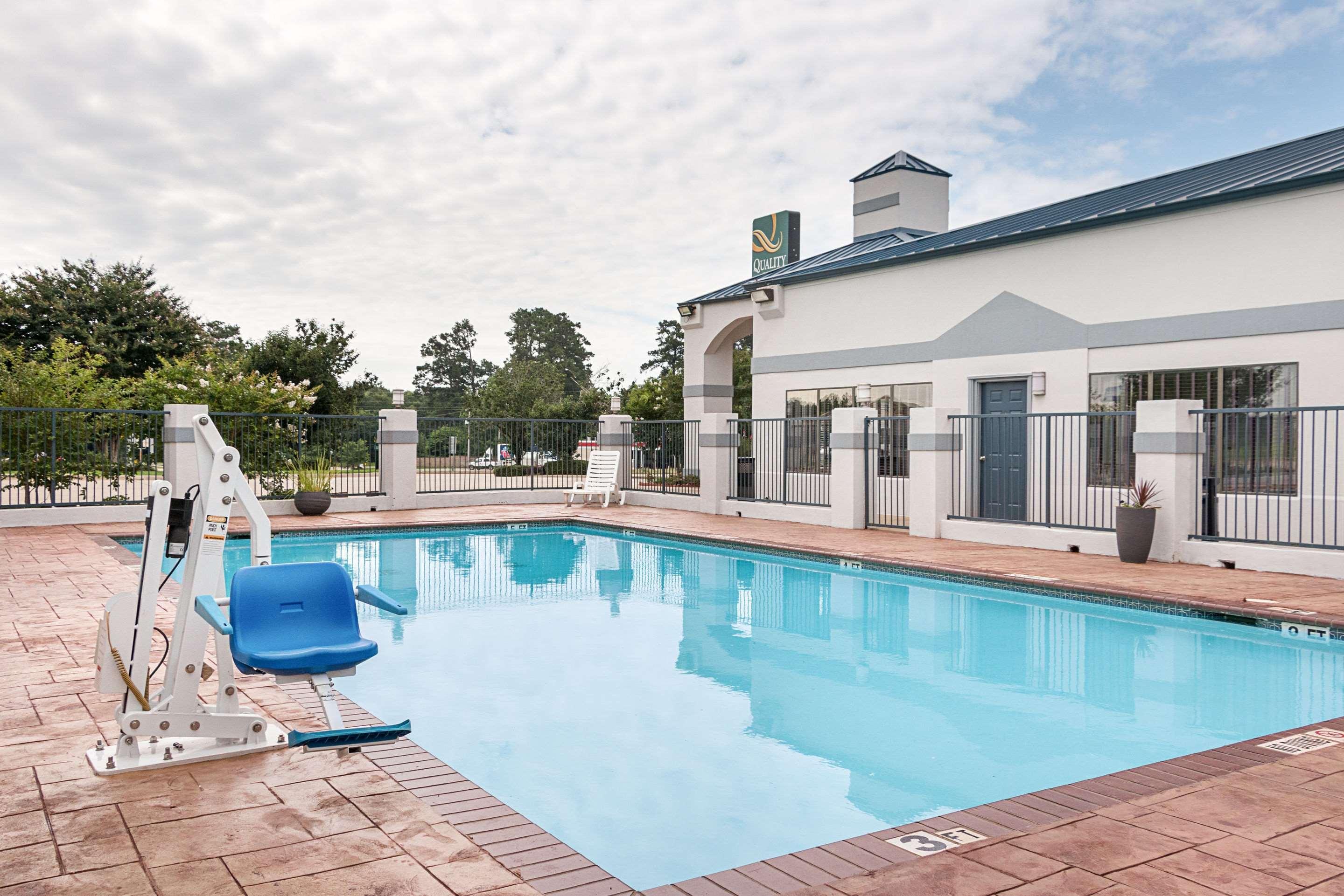 Quality Inn Carthage Exterior photo