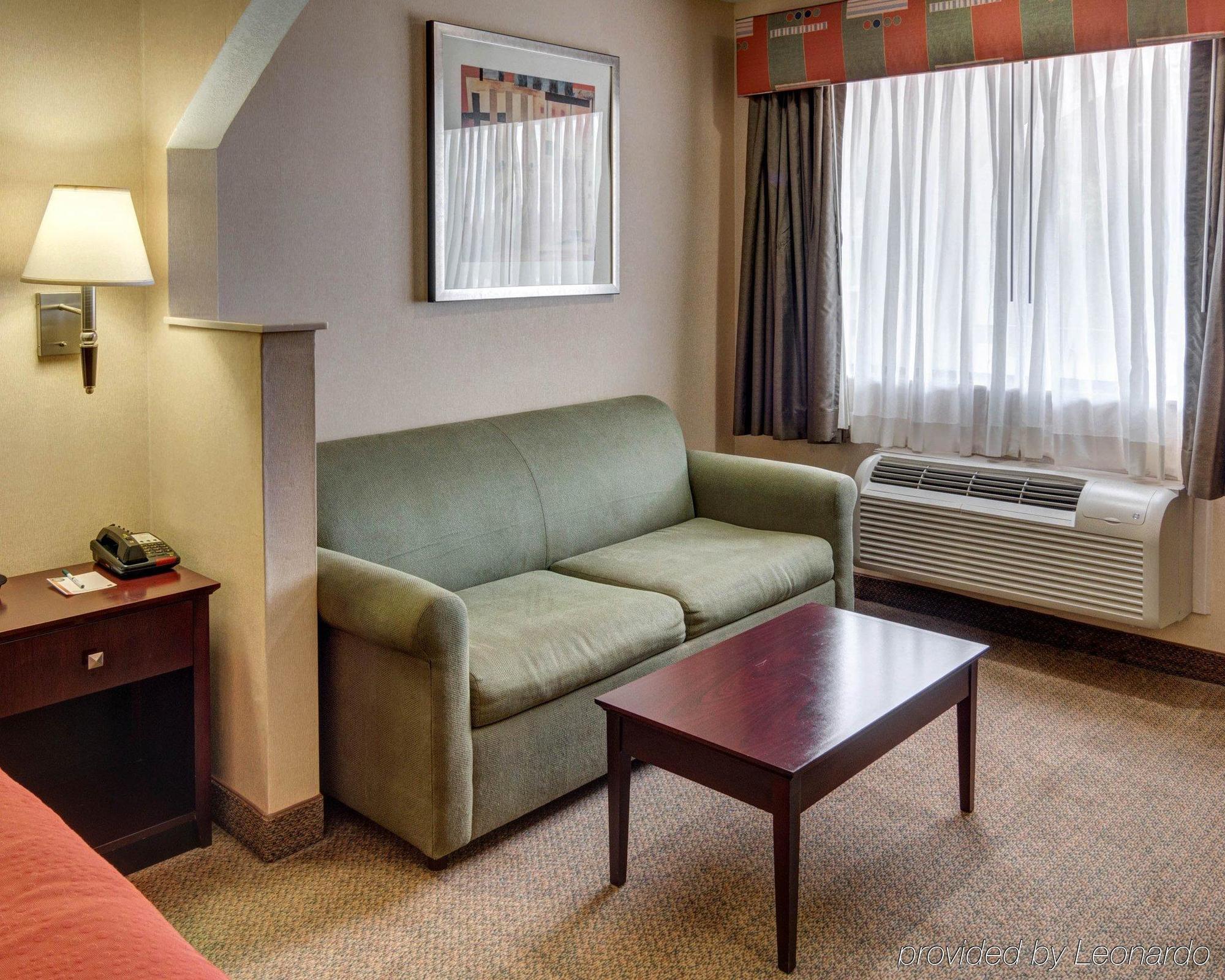 Quality Inn Carthage Exterior photo
