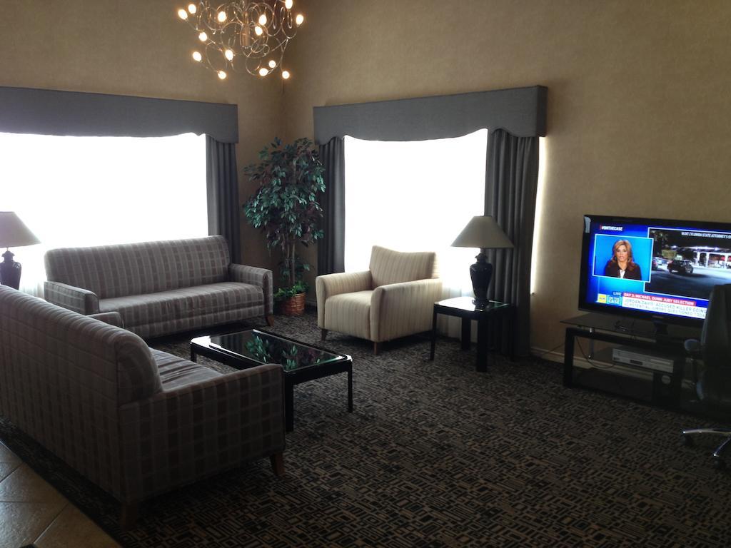 Quality Inn Carthage Exterior photo